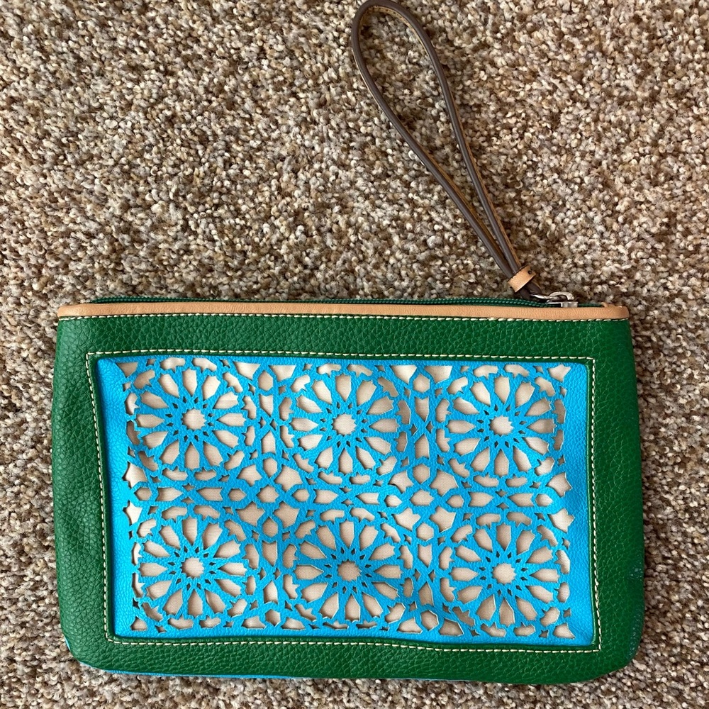 EUC Loft clutch